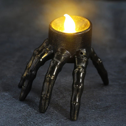 Skull Grip Candle Lantern – Eerie Elegance for Night Ambience